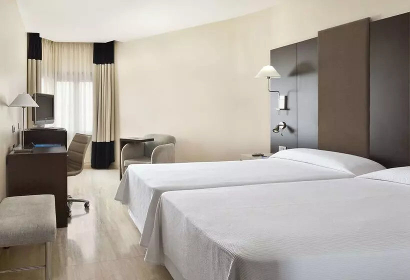 Hotelli NH Imperial Playa