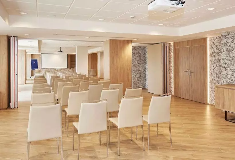 Hotelli NH Imperial Playa