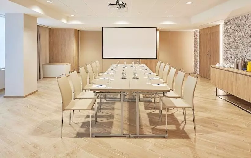 Hotelli NH Imperial Playa