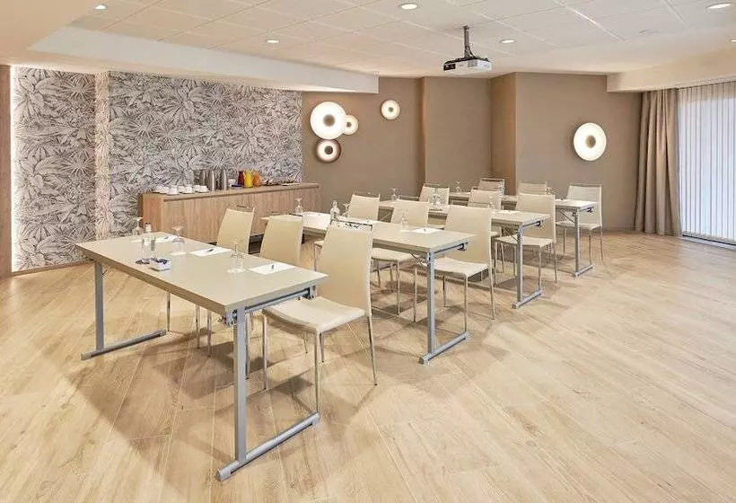 Hotelli NH Imperial Playa