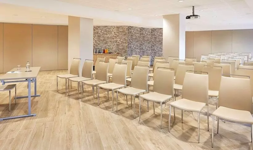 Hotelli NH Imperial Playa