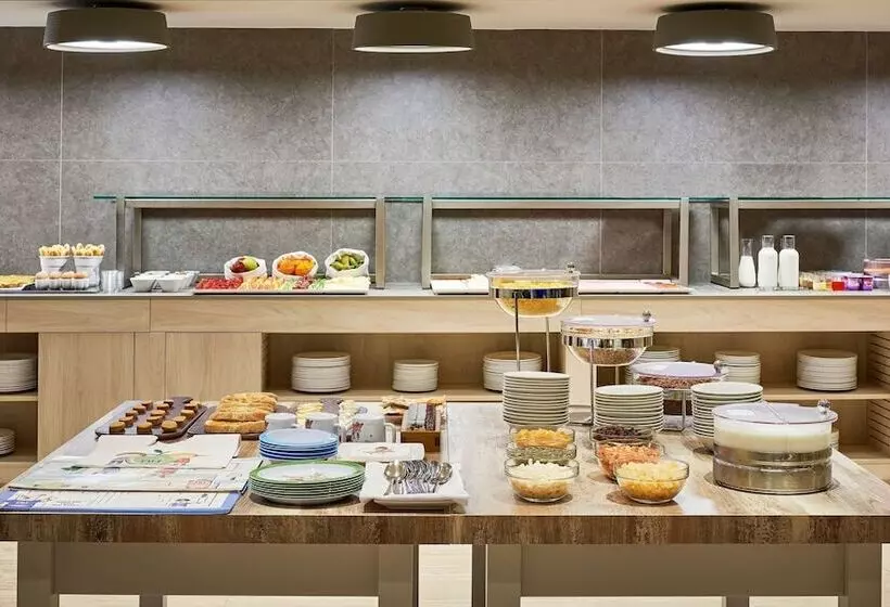 Hotelli NH Imperial Playa