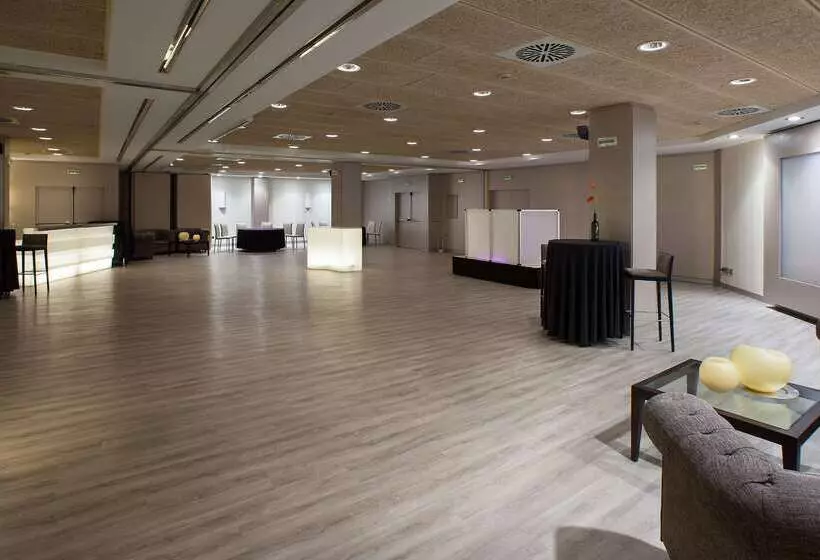 Hotel NH Pamplona Iruña Park