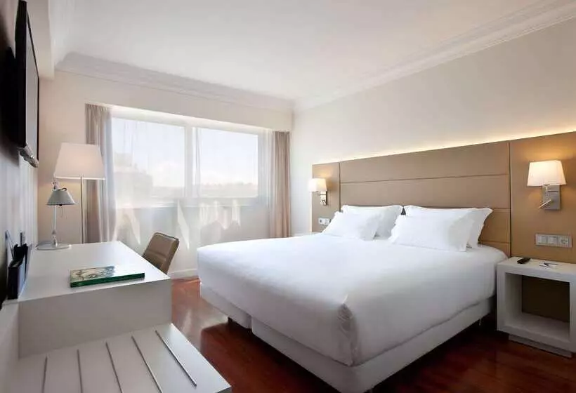 Hotel NH Pamplona Iruña Park