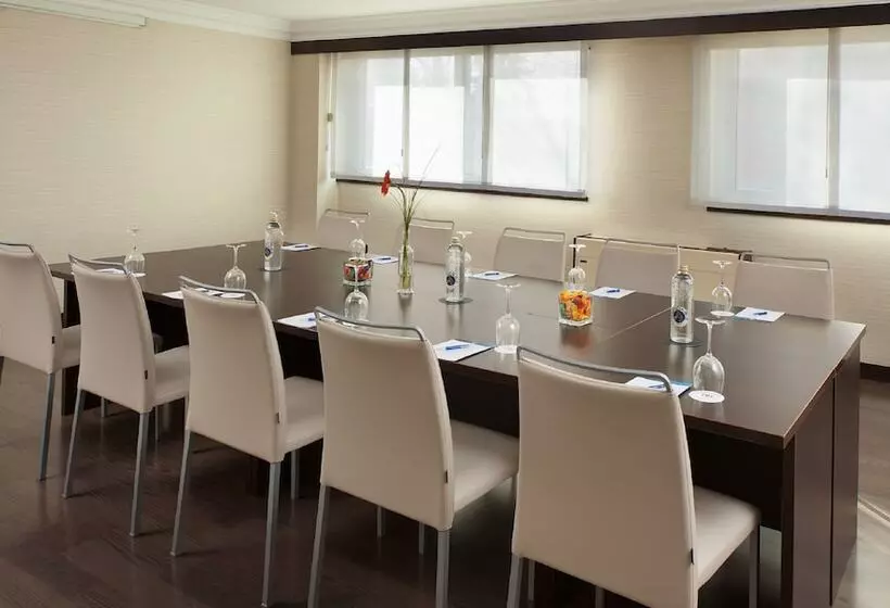 Hotel NH Pamplona Iruña Park