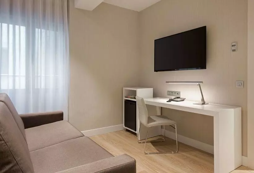 호텔 NH Madrid Chamberi