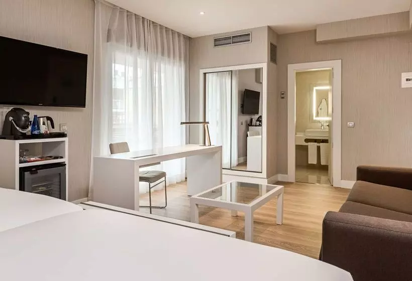 호텔 NH Madrid Chamberi