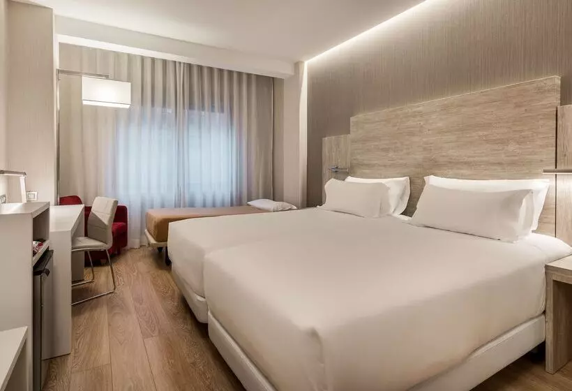 호텔 NH Madrid Chamberi