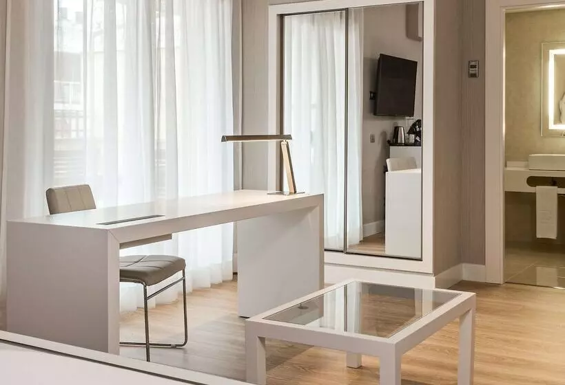 호텔 NH Madrid Chamberi