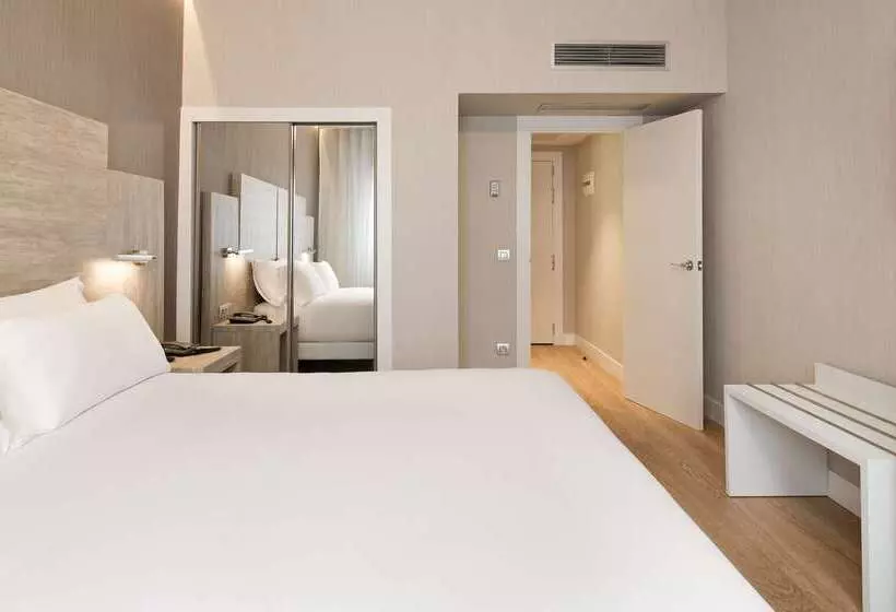 호텔 NH Madrid Chamberi