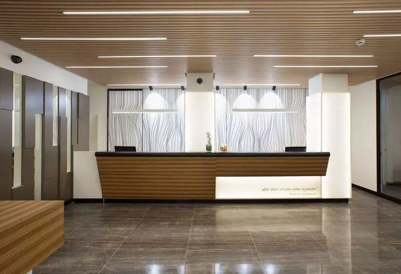 호텔 NH Madrid Chamberi