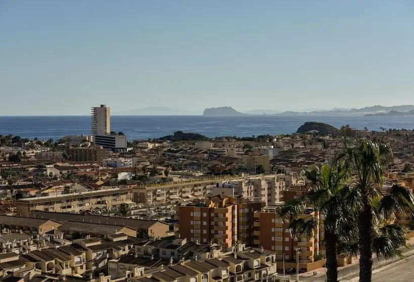 ホテル Ramada Resort by Wyndham Puerto de Mazarron