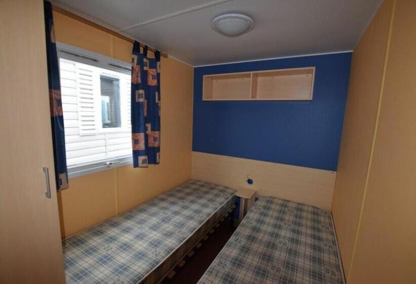 בית מלון כפרי Sabiñanigo Camp &