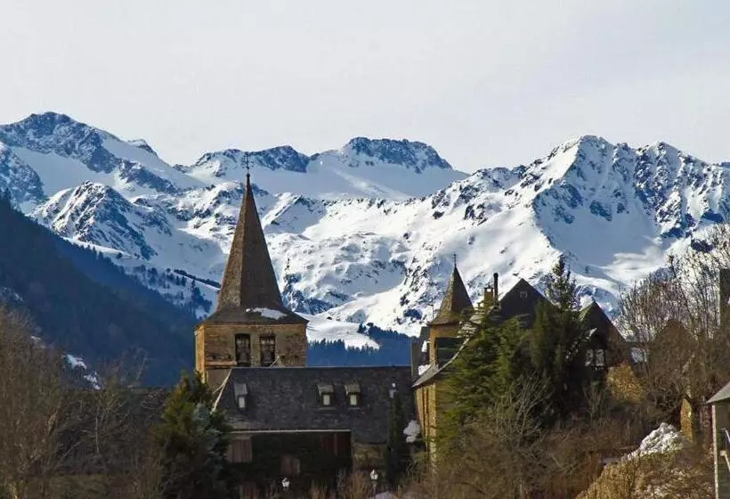 Hotel Sno Mont Romies