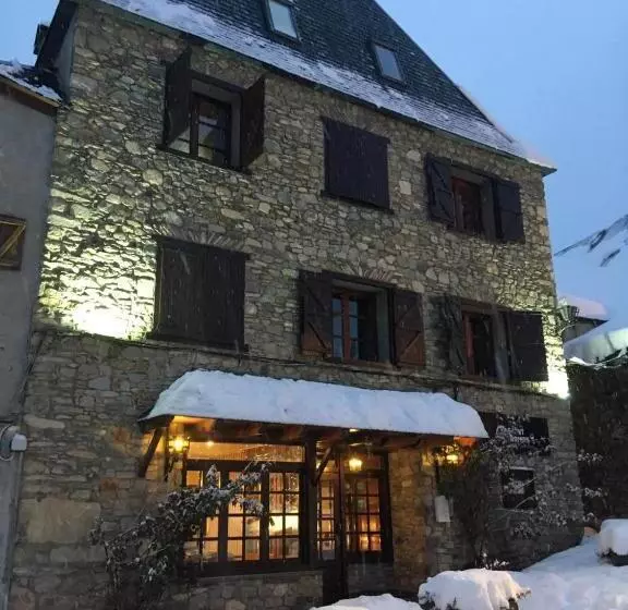 Hotel Sno Mont Romies