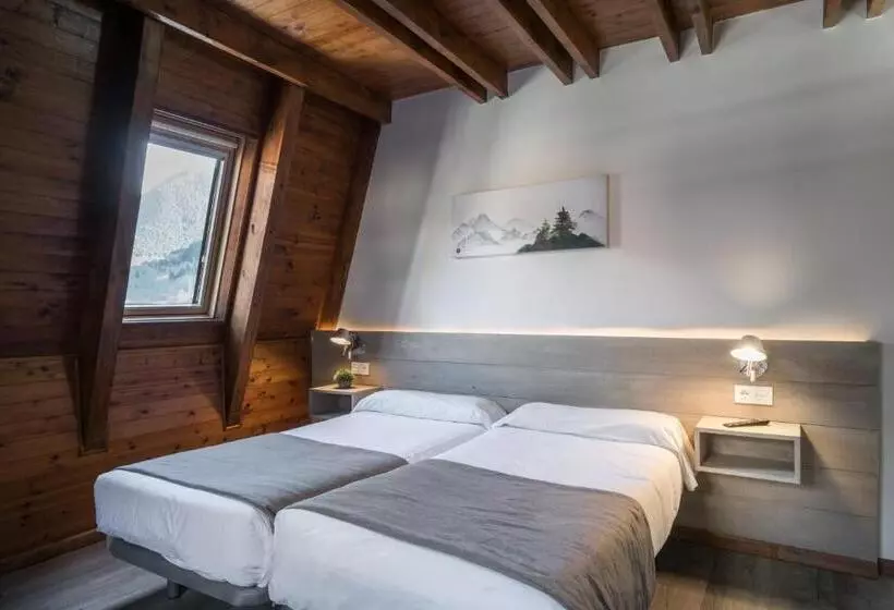 Hotel Sno Mont Romies