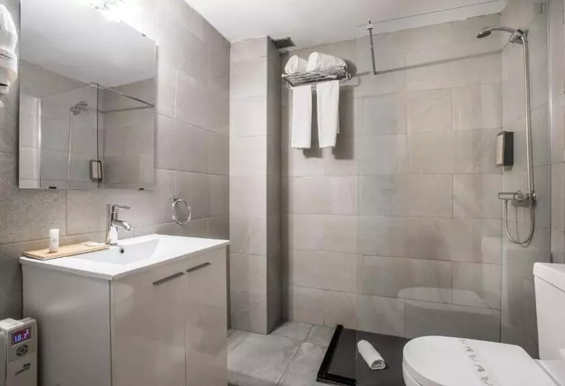 Hotel Sno Mont Romies