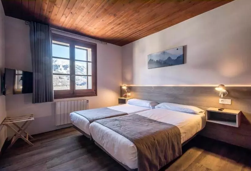 Hotel Sno Mont Romies