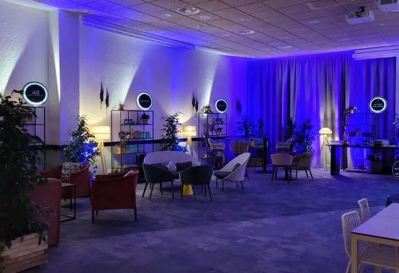 Novotel Campo De Las Naciones