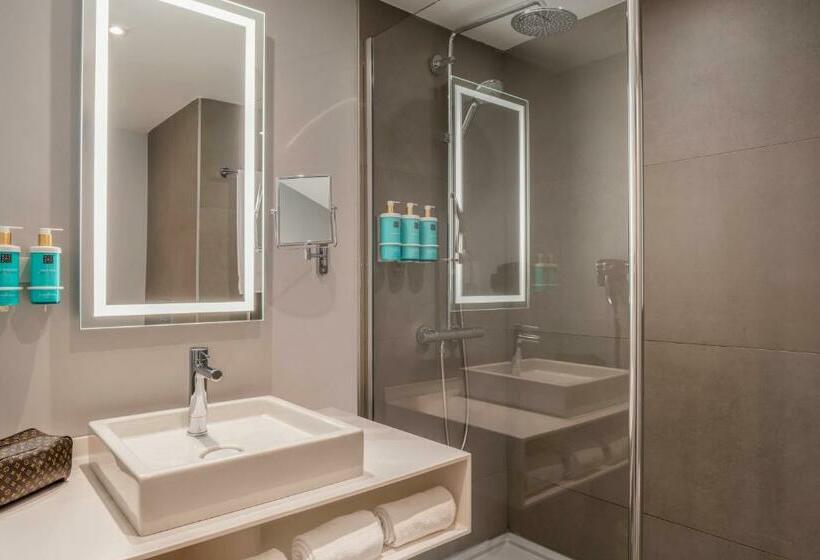 Novotel Campo De Las Naciones