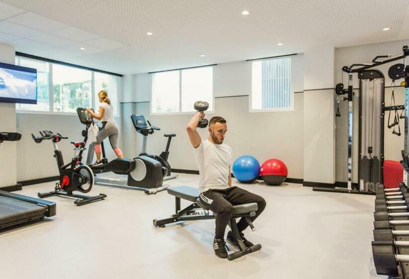 Novotel Campo De Las Naciones