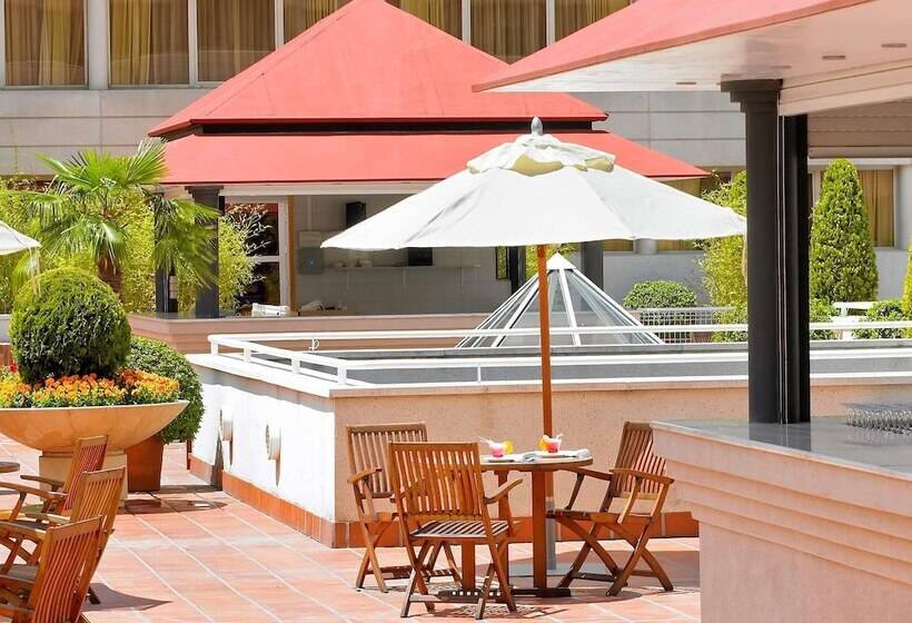 Novotel Campo De Las Naciones