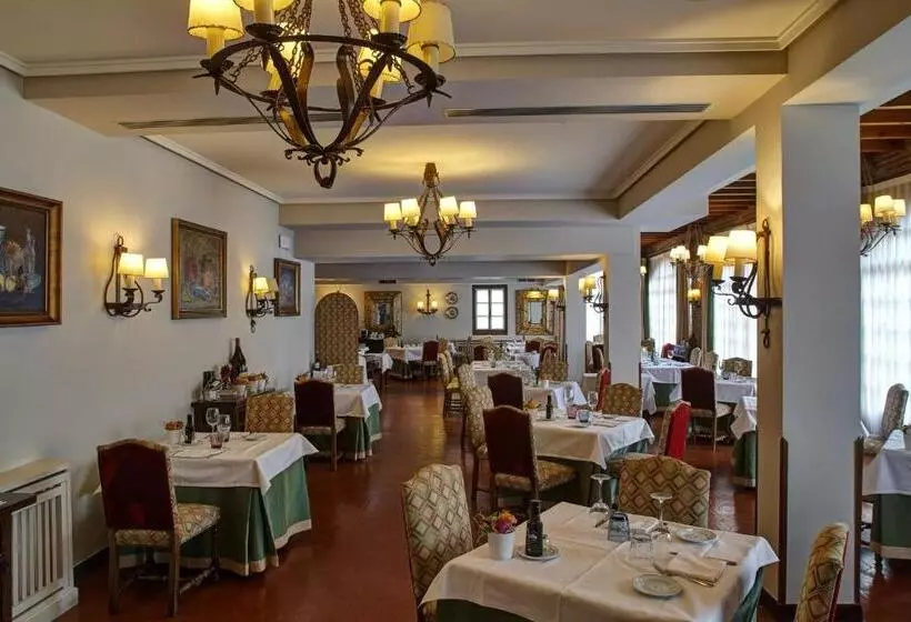 Parador De Calahorra