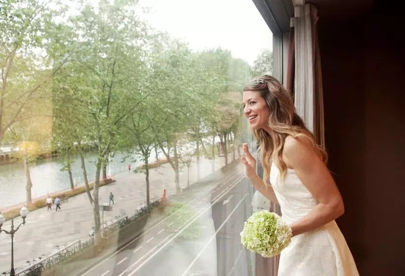 בית מלון כפרי Barcelo Bilbao Nervion