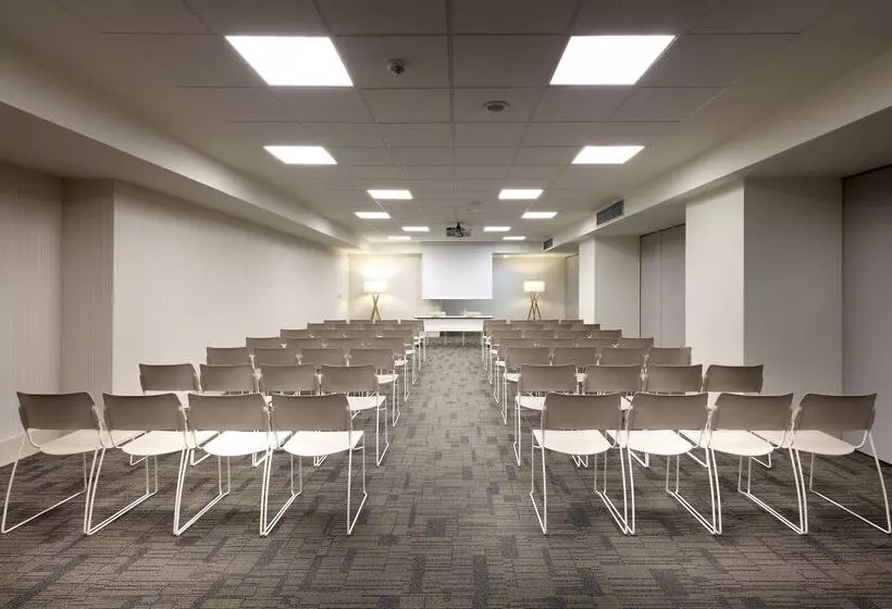 בית מלון כפרי Barcelo Bilbao Nervion