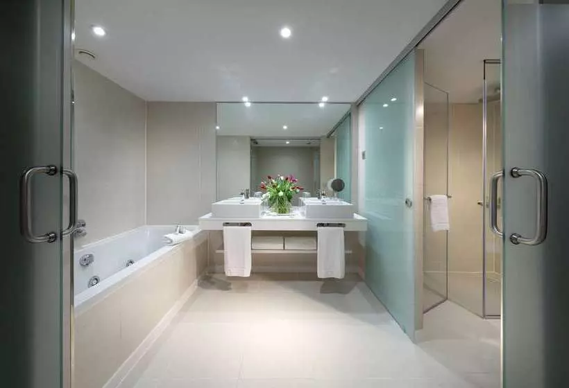 בית מלון כפרי Barcelo Bilbao Nervion