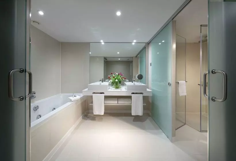 בית מלון כפרי Barcelo Bilbao Nervion