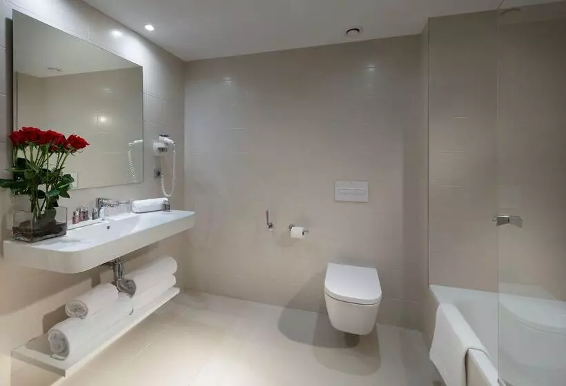 בית מלון כפרי Barcelo Bilbao Nervion