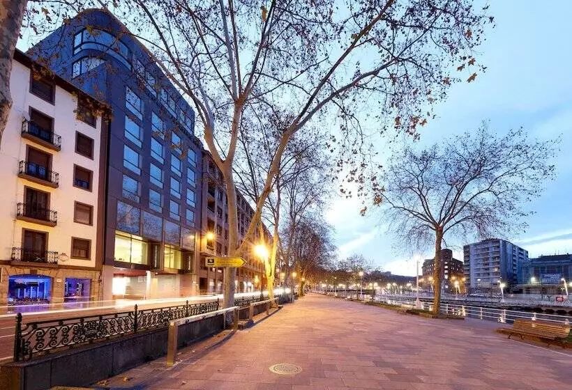 בית מלון כפרי Barcelo Bilbao Nervion