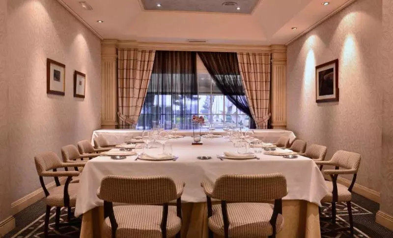 هتل Beatriz Toledo Auditorium & Spa