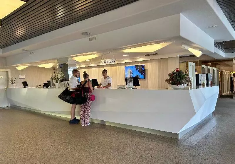 هتل Beatriz Toledo Auditorium & Spa