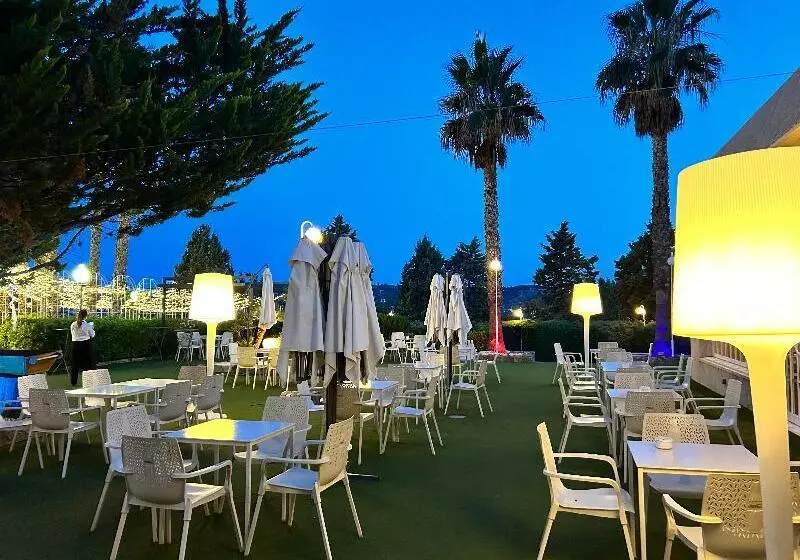 هتل Beatriz Toledo Auditorium & Spa