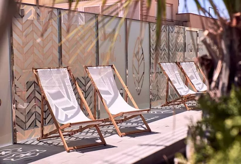 Hotelli Caribe Youth