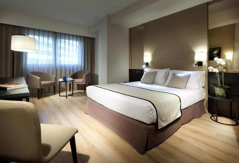 Отель Exe Rey Don Jaime