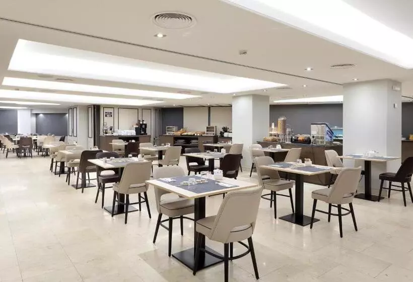 Отель Exe Rey Don Jaime