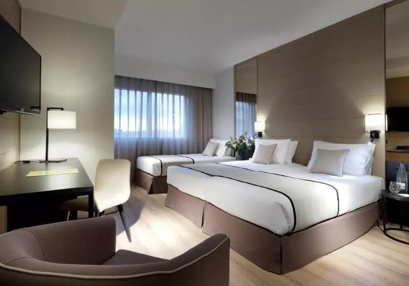 Отель Exe Rey Don Jaime