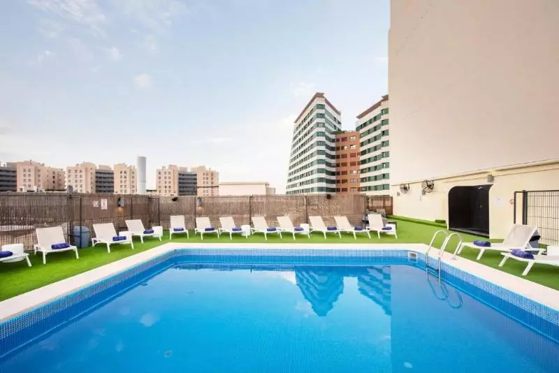 Отель Exe Rey Don Jaime