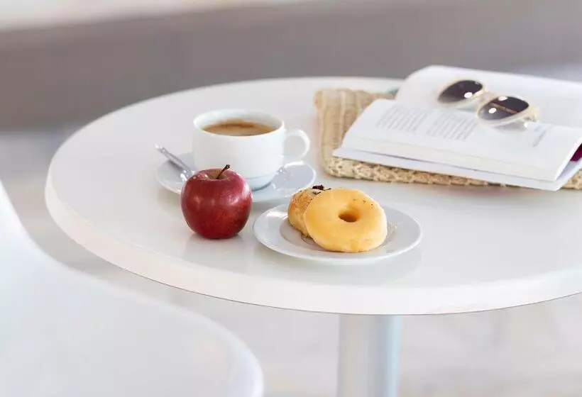 Отель Palia La Roca