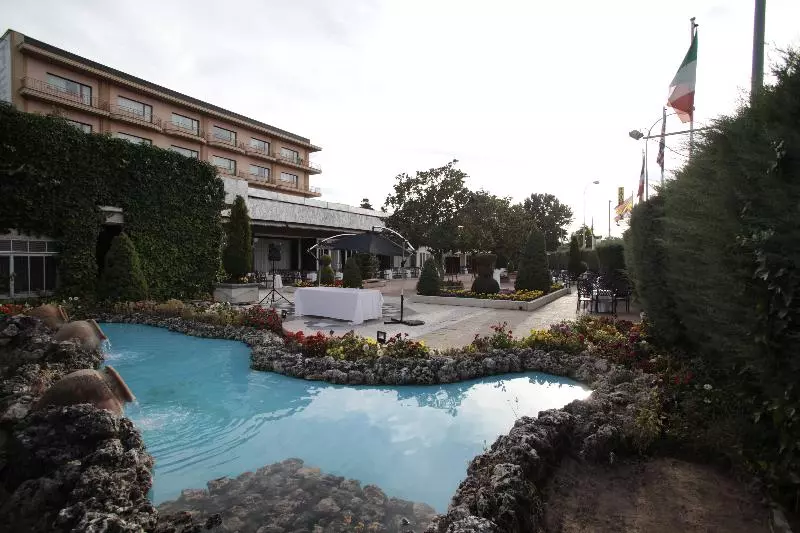 ホテル Crisol Regio