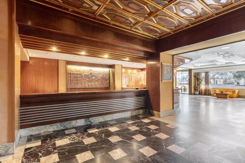 ホテル Crisol Regio