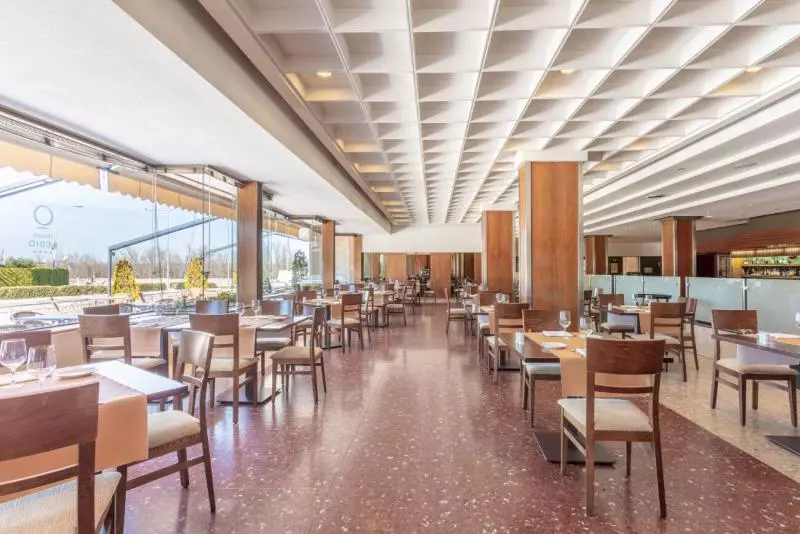 ホテル Crisol Regio