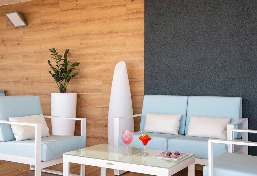 Отель Salou Sunset By Pierre & Vacances