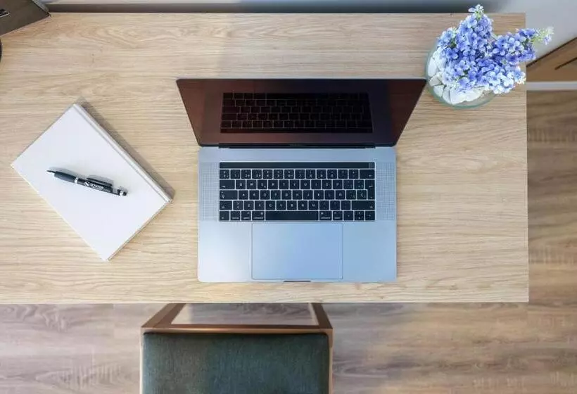 هتل Virgen De Los Reyes