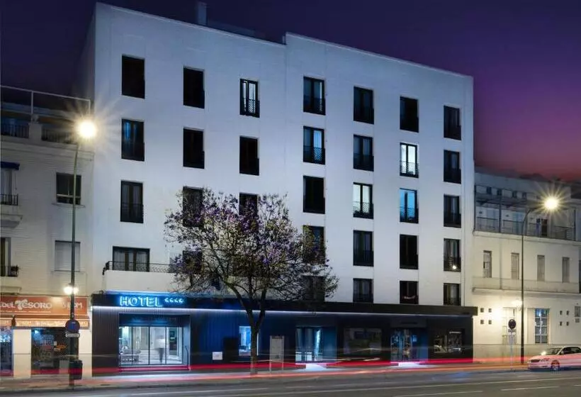 هتل Virgen De Los Reyes