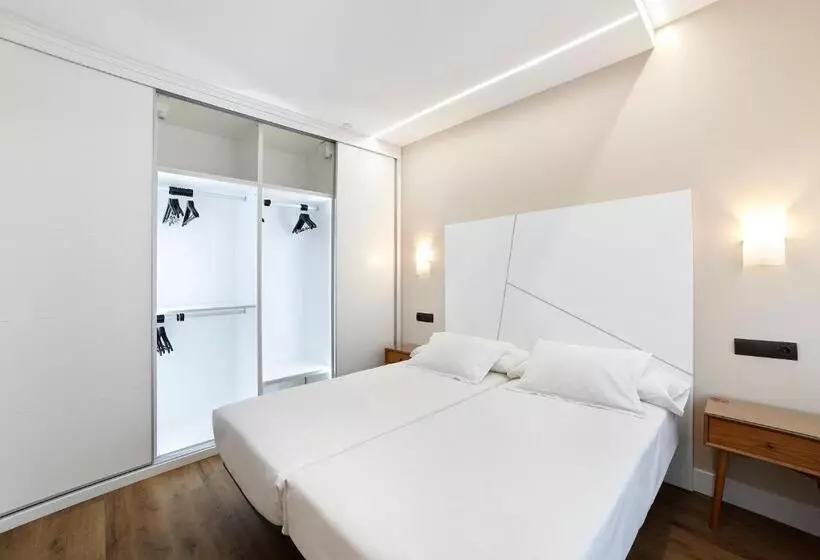 Hotel Zenit Dos Infantas