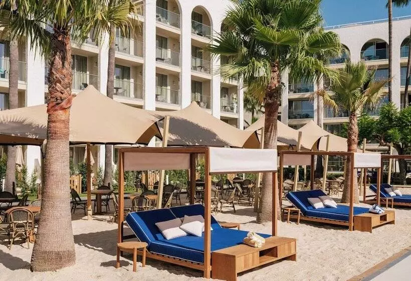 Отель ME Marbella by Meliá